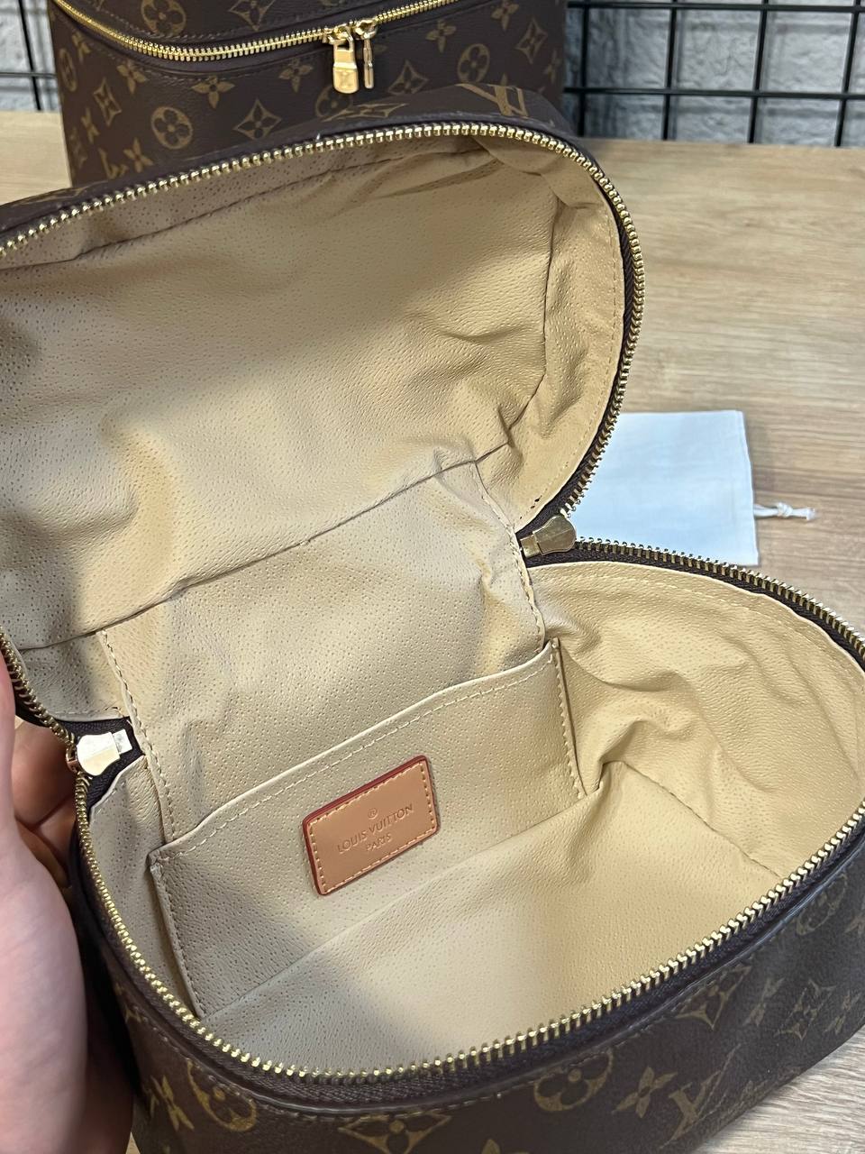 Louis Vuitton Neseser