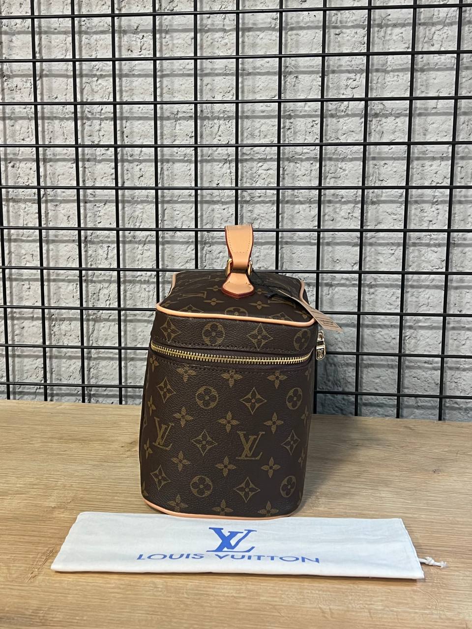Louis Vuitton Neseser