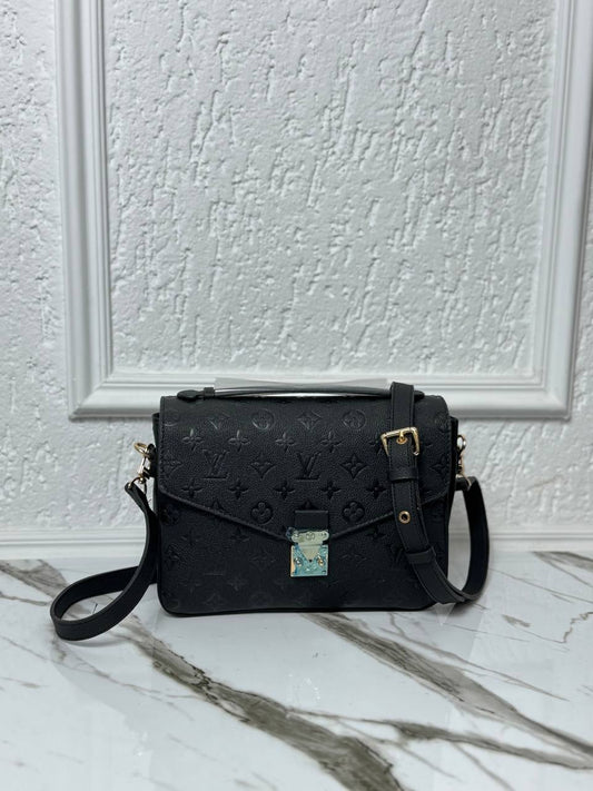 Louis Vuitton Metis Black Monogram