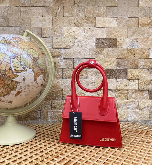 Jaquemus Κόκκινη